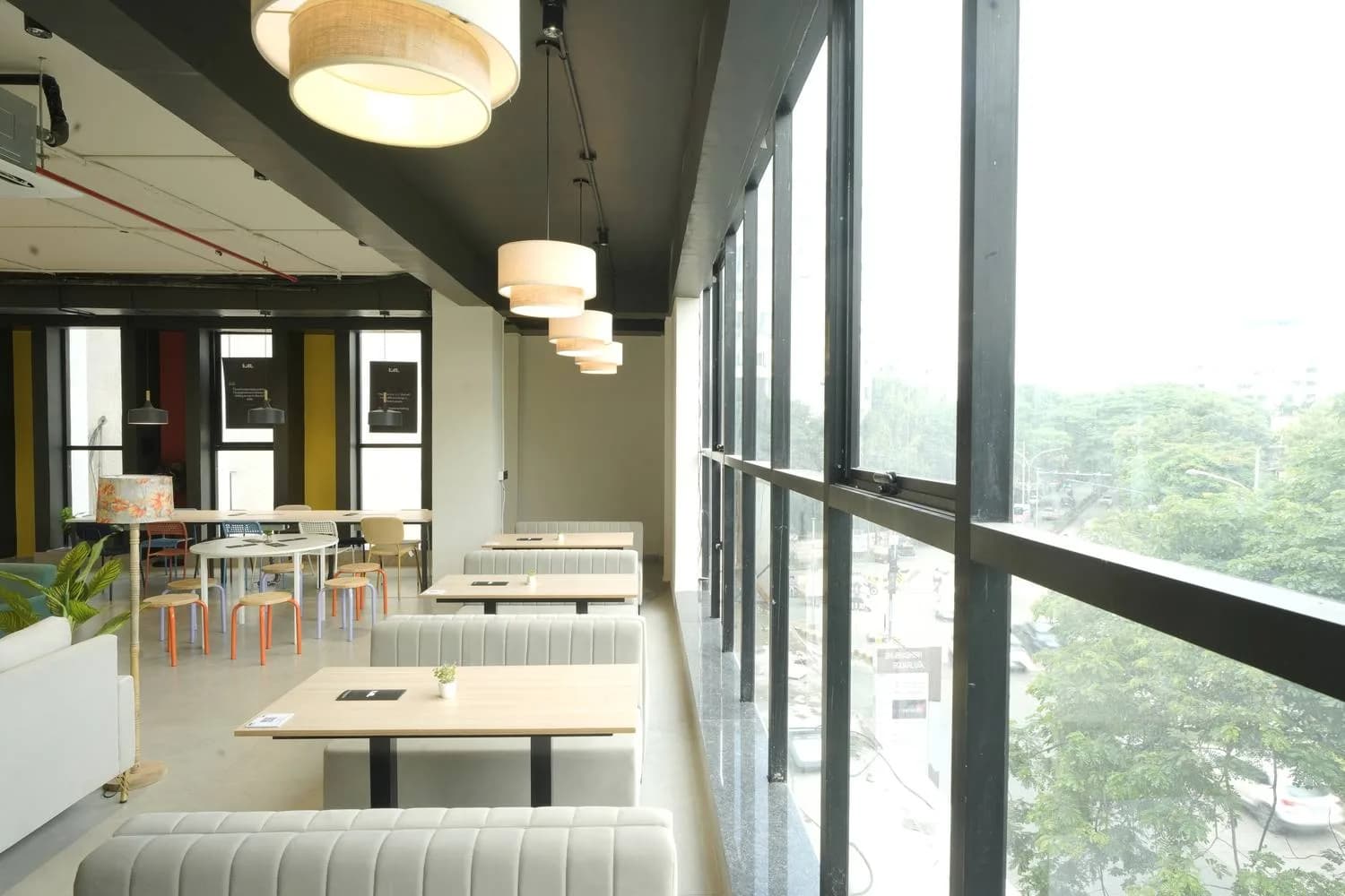 How to Build a Network at a Coworking Space in India